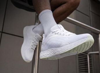 Say Goodbye to Foot Fatigue: Top Frido Comfort Shoes for Men Who Walk All Day