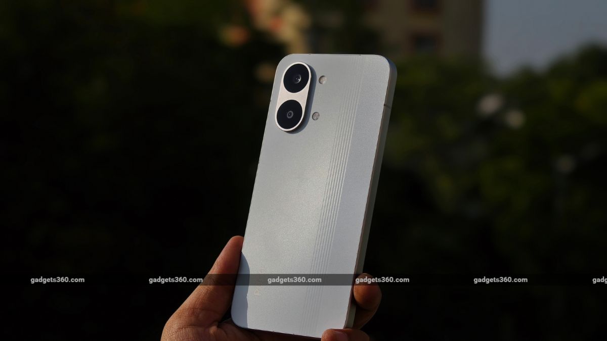 Best Gaming Phones Under Rs. 50,000 in India: Poco X8 Pro Max, Redmi Turbo 5 and More