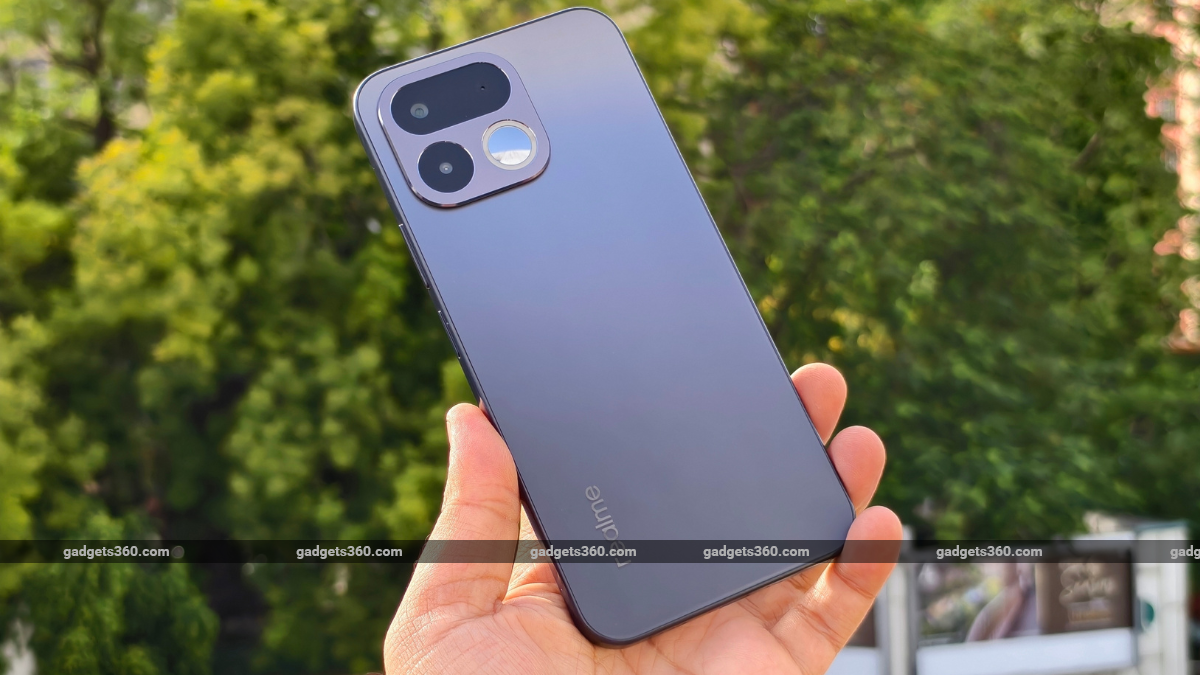 11 Realme 16T 5G
