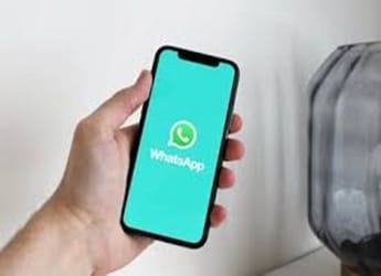 Meta Platforms மோசடி தடுப்பு கருவிகளை விரிவுபடுத்துகிறது &ndash; WhatsApp-ல் புதிய Device Link எச்சரிக்கை