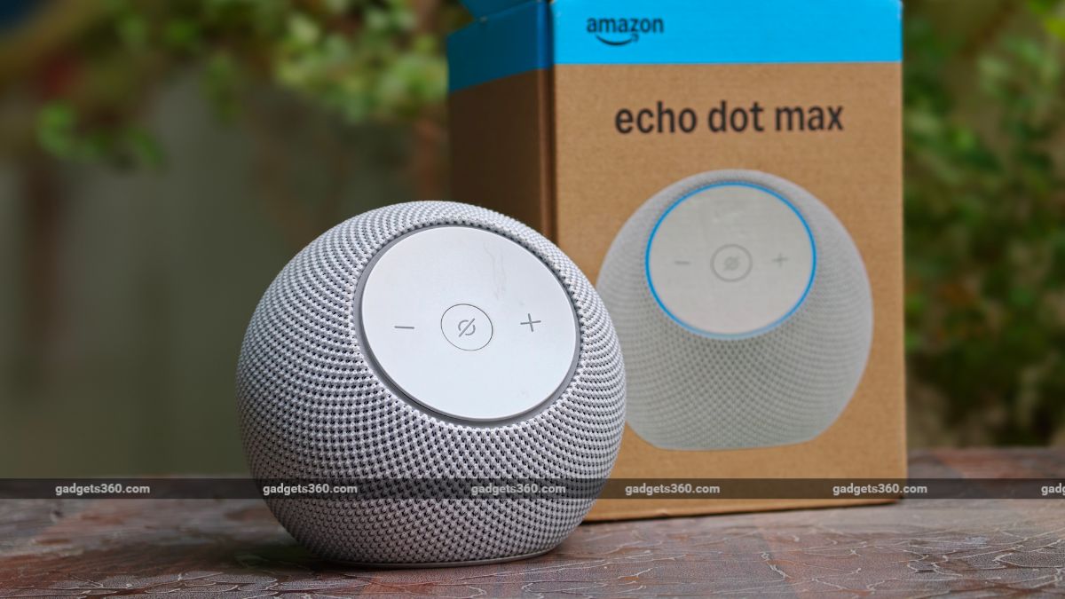 Amazon Echo Dot Max Review: Don&rsquo;t Let the Size Fool You