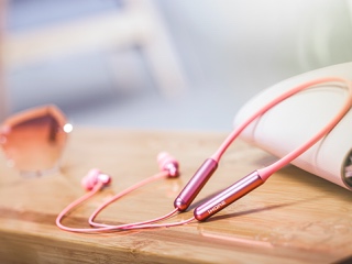 1More Stylish Dual-Dynamic Driver Bluetooth Headphones Launched in India at Rs. 7,499