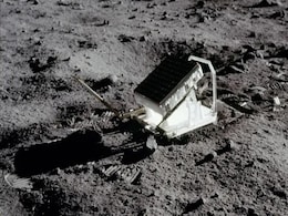 Time Moves Faster on The Moon Than on Earth, Claims New Study Time Moves Faster on The Moon Than on Earth, Claims New Study