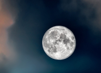 Supermoon and Geminid Meteor Shower 2025 Set to Peak Soon: How to See It