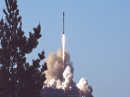 Shenzhou-15 Spacecraft Debris Burns Over Los Angeles During Uncontrolled Reentry Shenzhou-15 Spacecraft Debris Burns Over Los Angeles During Uncontrolled Reentry