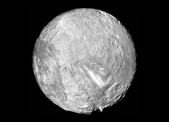 NASA&#039;s Voyager 2 Finds Clues of Ancient Ocean on Uranus&#039; Moon Miranda