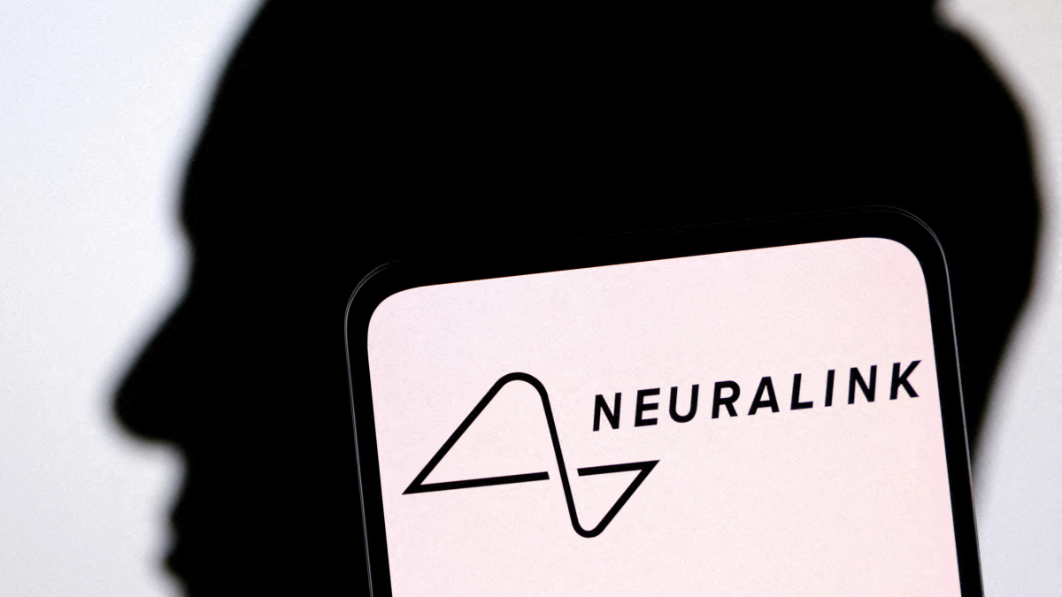 Neuralink's First Human Patient Able to Control Mouse Through Thinking, Says Elon Musk