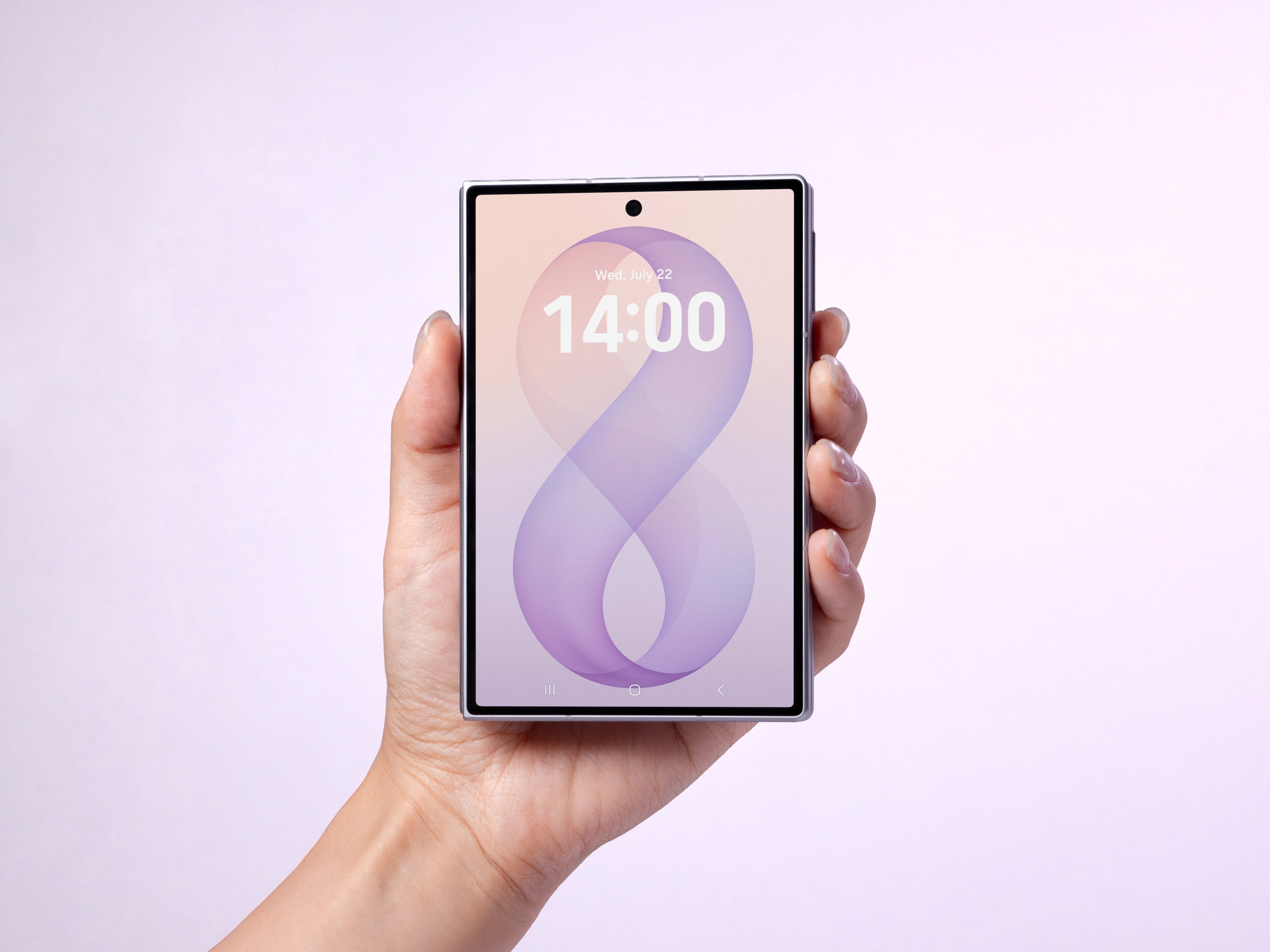 207 lifestyle product galaxy zfold8 7 small
