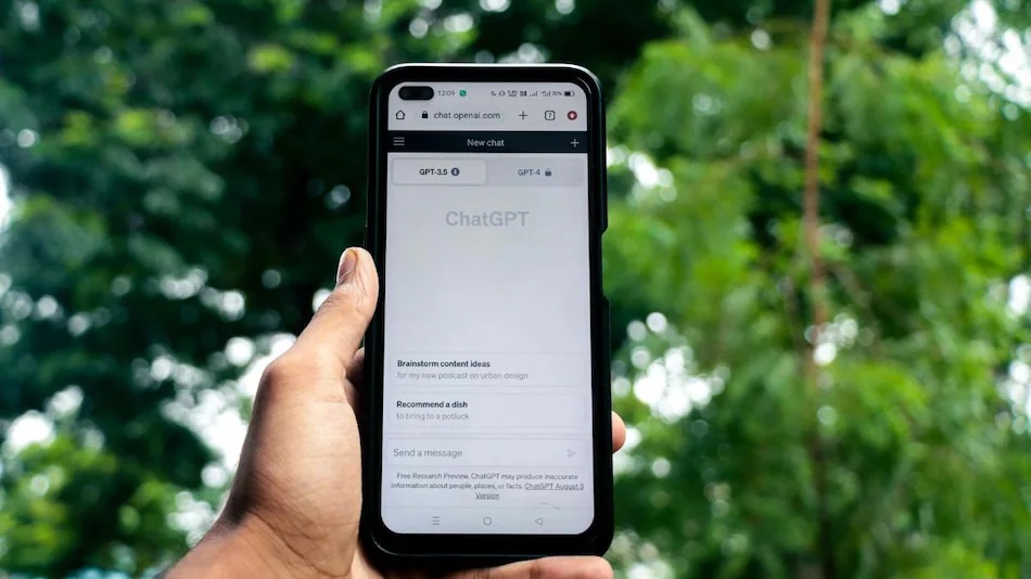 ChatGPT-இல் Chats-ஐ Delete மற்றும் Archive செய்வது எப்படி? – படிப்படியாக நீக்கும் முறைகள் இங்கே