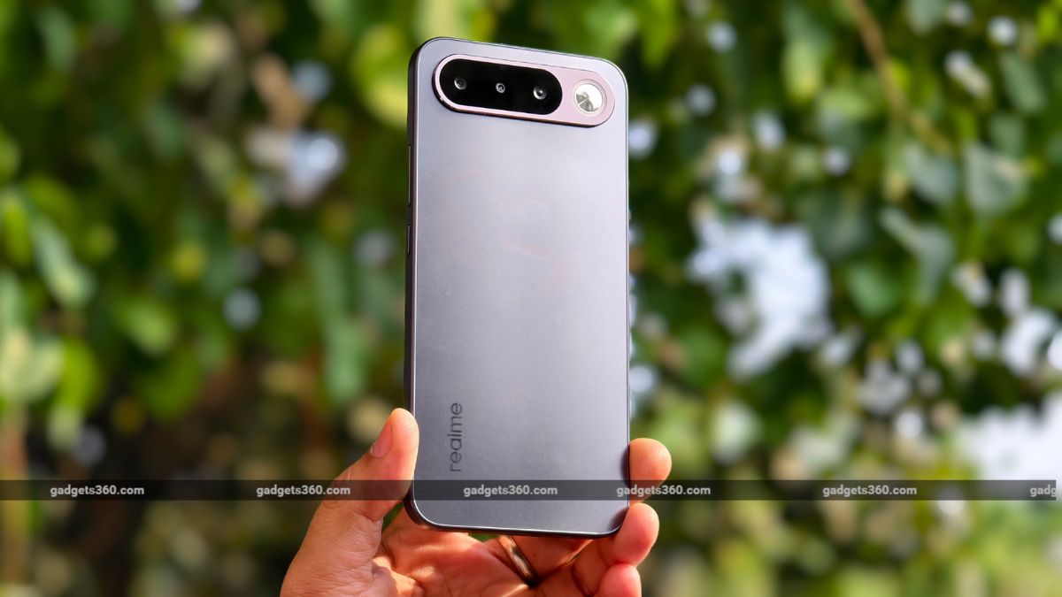 Realme 16 5G With 7,000mAh Battery, 50-Megapixel Rear Camera Goes on Sale in India: Price, Offers