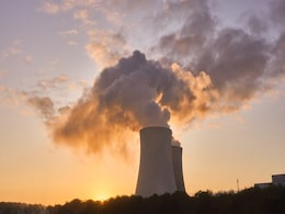 Japan’s New Energy Policy: Nuclear Power and Renewables Key to Future Growth Japan’s New Energy Policy: Nuclear Power and Renewables Key to Future Growth
