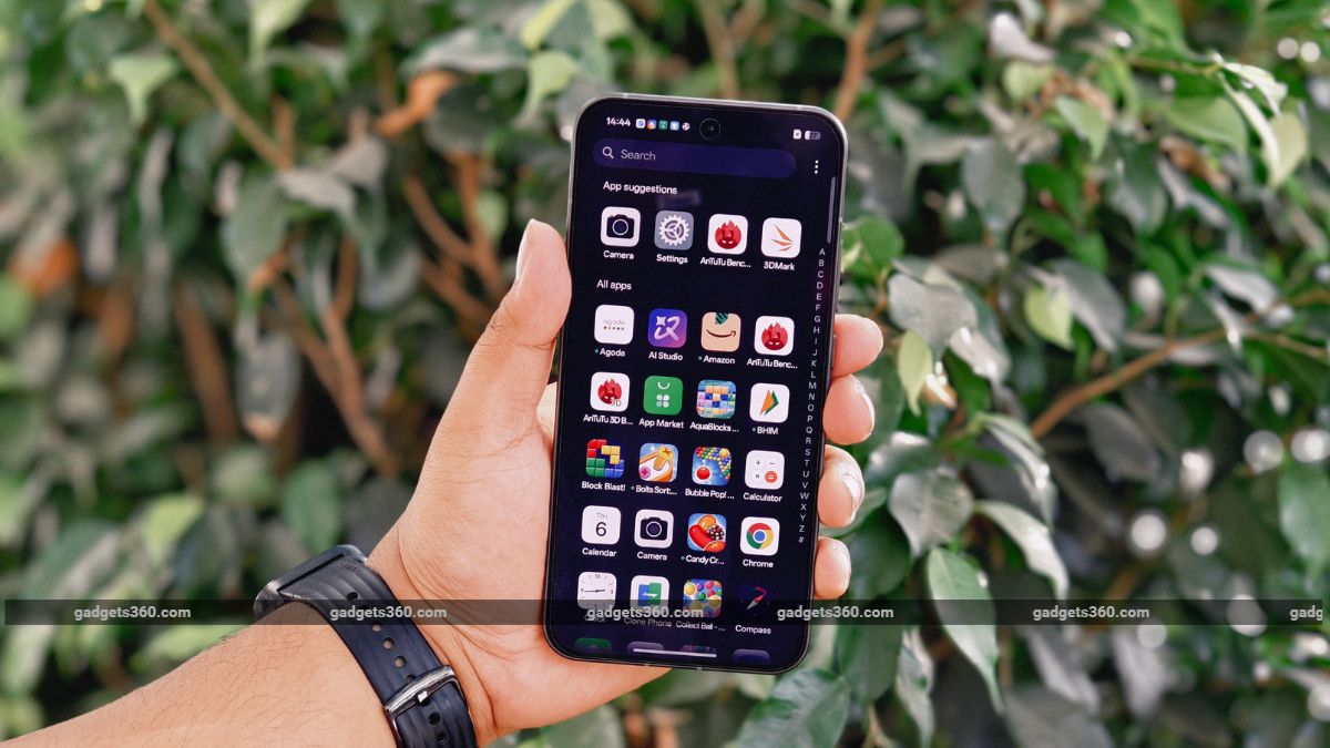 3 Oppo Reno 14 5G Diwali Edition