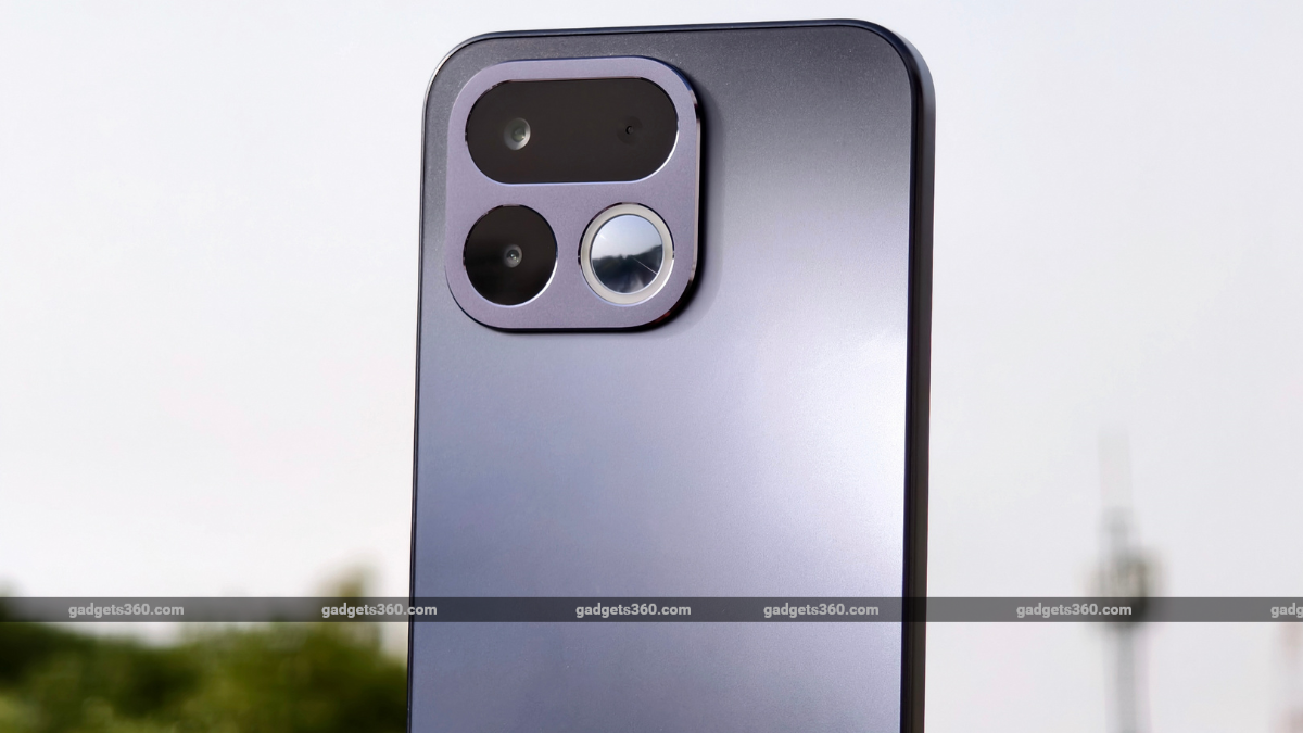 3 Realme 16T 5G