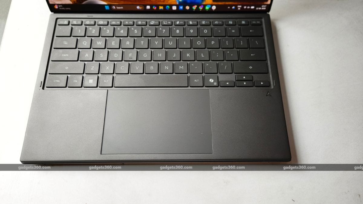 3 Asus Zenbook Duo