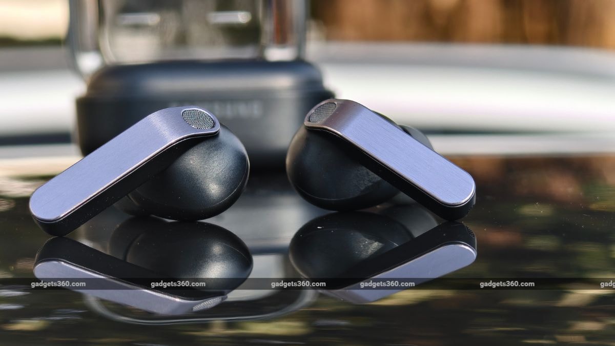 4 Samsung Galaxy Buds 4 Pro