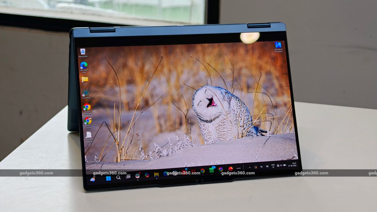 4 Lenovo Yoga 7 2-in-1