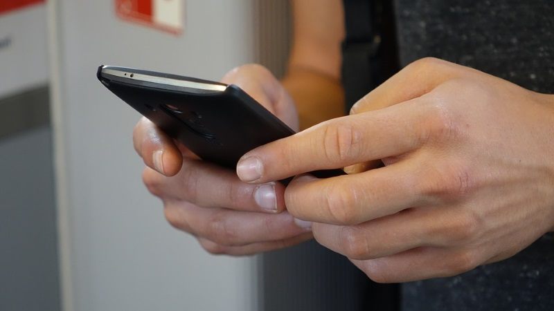 Jio Leads in 4G Availability in India but Airtel Dominates in 4G Download Speeds: OpenSignal