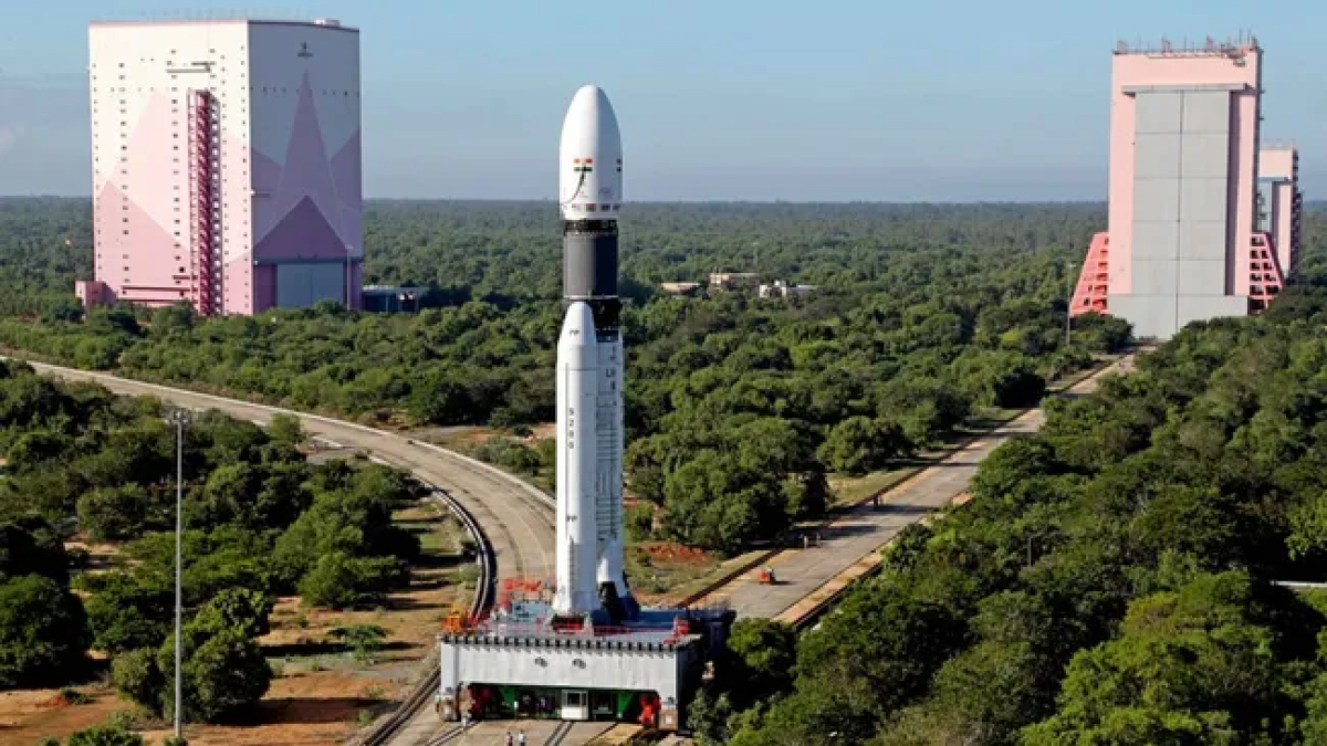 India&rsquo;s Gaganyaan Mission Postponed to 2026 as ISRO Focuses on Safety, Testing, and Astronaut Training