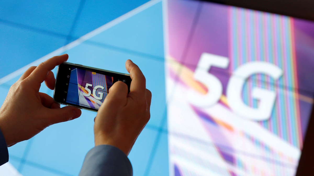 5G: EE Launches Next-Generation Mobile Network in UK