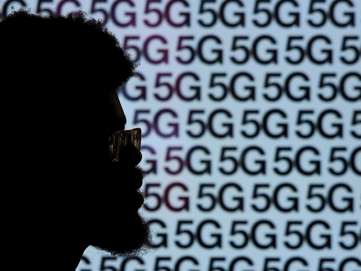 5G Coronavirus Conspiracy Theory Is Dangerous Fake Nonsense, UK Says