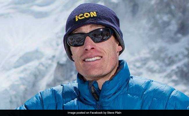 Australian Breaks World Record With Everest Summit