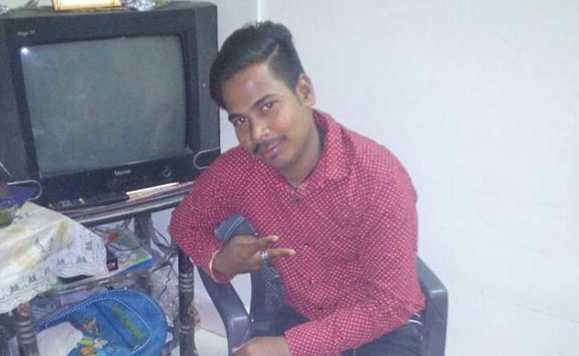 तूफान का कहर : दिल्ली के जैतपुर इलाके में एक शख्स पर छत उड़कर गिरी, मौत