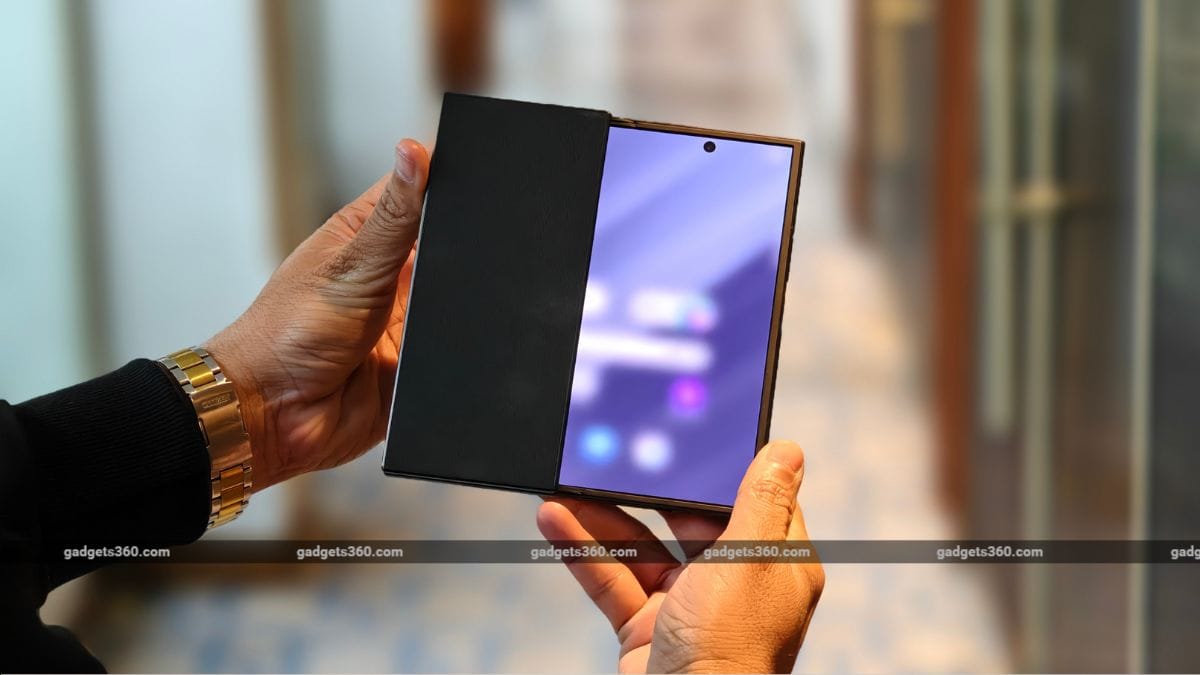 6 Samsung Galaxy Z TriFold