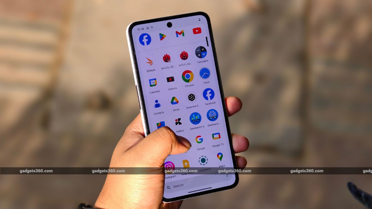 7 Nothing Phone 3a Lite