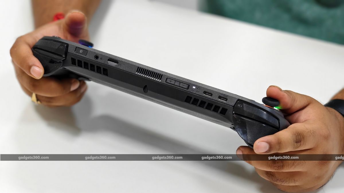 8 Asus ROG Xbox Ally X