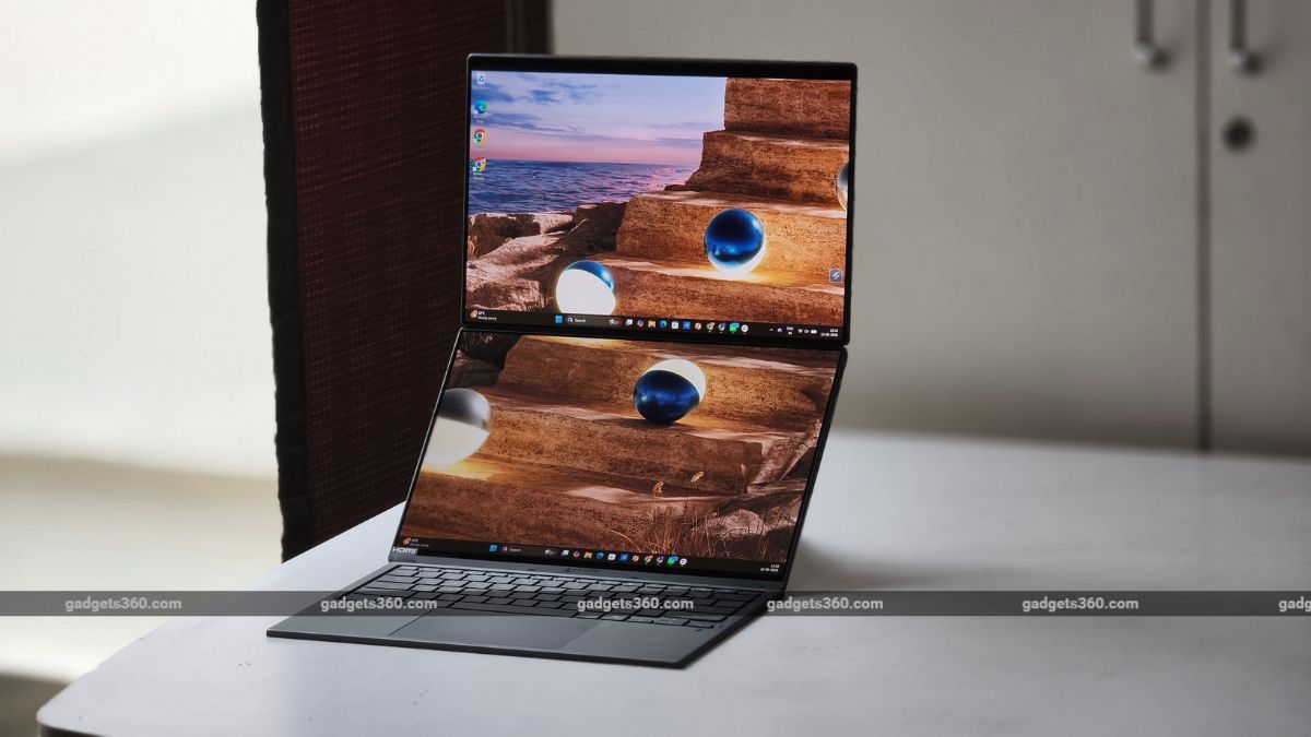 Asus Zenbook Duo 2026 (UX807) Review: The Most Practical Dual-Screen Laptop Yet