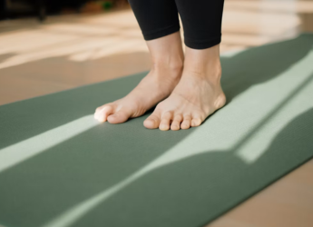 Best Extra-Thick Non-Slip Yoga Mats for Daily Workout & Meditation: Cushion Your Practice, Protect Your Joints