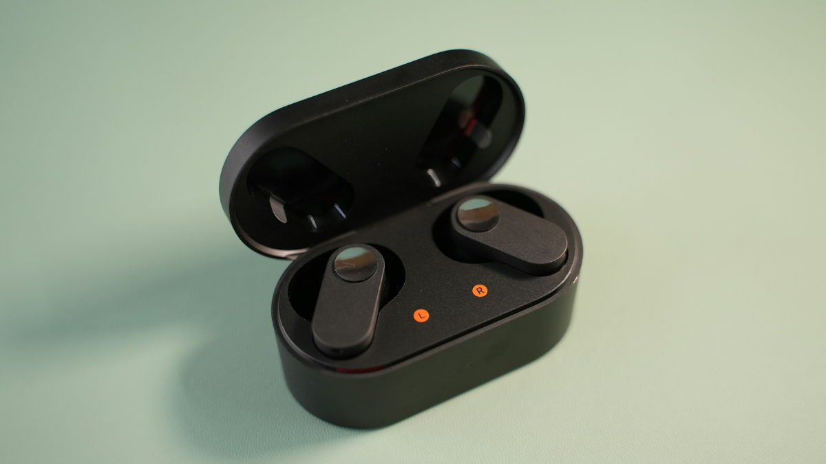 Best Wireless Earbuds For Calls: Stay Connected Without Compromise