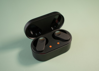 Best Wireless Earbuds For Calls: Stay Connected Without Compromise