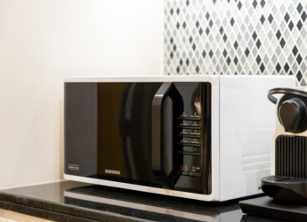 Top Microwave Oven Under 13999: Make Cooking Effortless, Shop now!