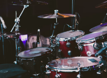 Best Electronic & Acoustic Drum Kits for Beginners: Quiet Practice & Top Value