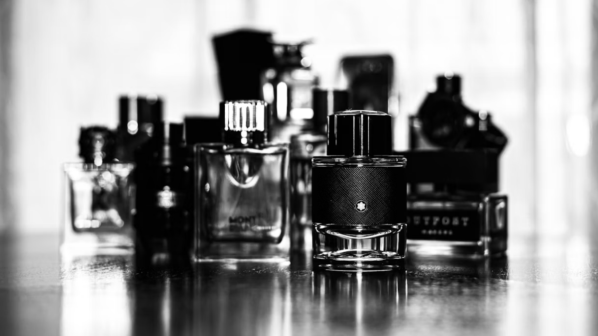 Top Luxury Perfume Gifting Sets For Men: Best Long-Lasting Premium Fragrance Combos