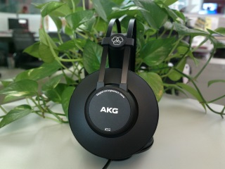 AKG K52 Review