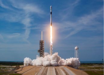 SpaceX Successfully Deploys 21 Starlink Satellites, Loses Falcon 9 Booster