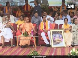 Yogi Adityanath Welcomes Janakpur-Ayodhya Bus, Offers Saffron Scarves Yogi Adityanath Welcomes Janakpur-Ayodhya Bus, Offers Saffron Scarves