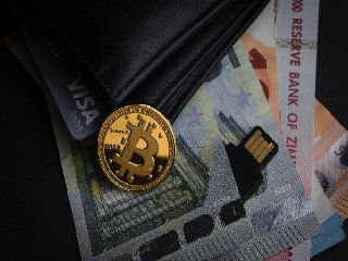 What Roles do Liquidity Pools Play in Decentralised Finance (DeFi): Explained