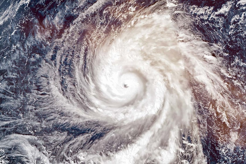 Amphan Causes Heavy Damages in West Bengal And Orissa Amphan Causes Heavy Damages in West Bengal And Orissa