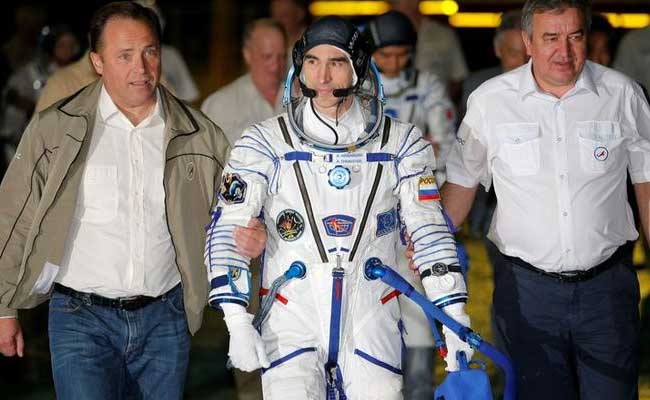 Multinational Crew Leave International Space Station And Head Back To Earth