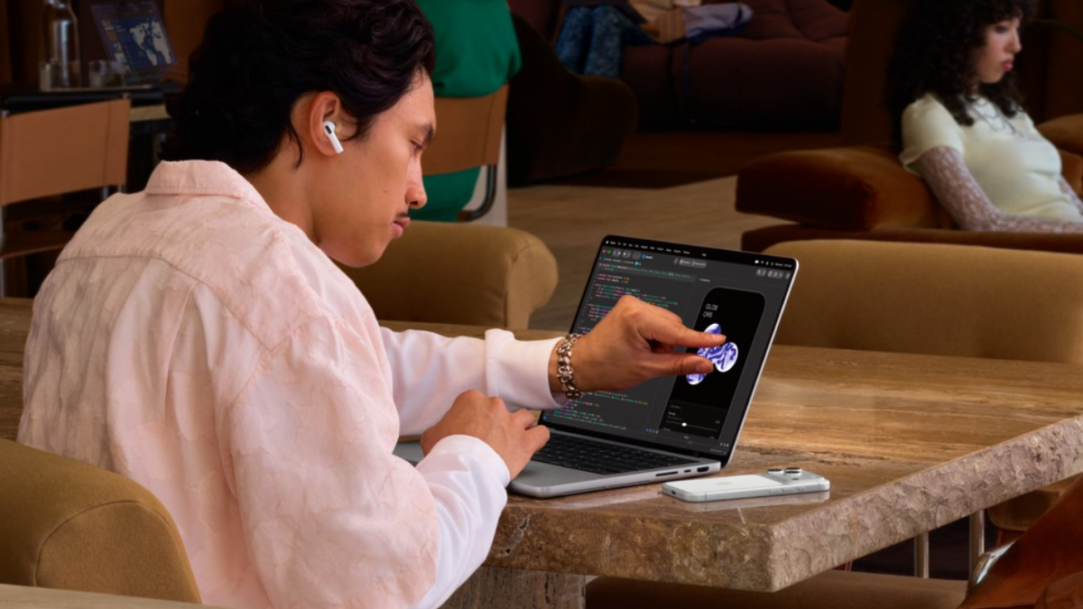 Apple আনল প্রথম টাচস্ক্রিন MacBook Pro, ল্যাপটপের দাম ও ফিচার্স দেখে নিন
