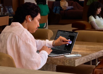 Apple আনল প্রথম টাচস্ক্রিন MacBook Pro, ল্যাপটপের দাম ও ফিচার্স দেখে নিন