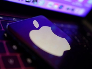 Apple Signs New Deal With SoftBank-Owned Arm for Chip Technology, IPO Documents Say