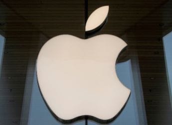 Jony Ive-க்கு அப்புறம் Apple-க்கு பெரிய அடி! Vision Pro UI, Liquid Glass-ன் ஆர்க்கிடெக்ட் Alan Dye இனி Meta-வில்