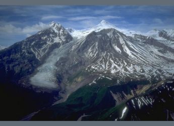 Massive Steam Plume Spotted at Alaska&rsquo;s Mount Spurr as Volcano May Erupt Soon