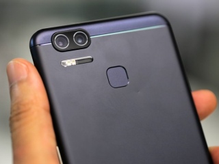 Asus ZenFone Zoom S Review