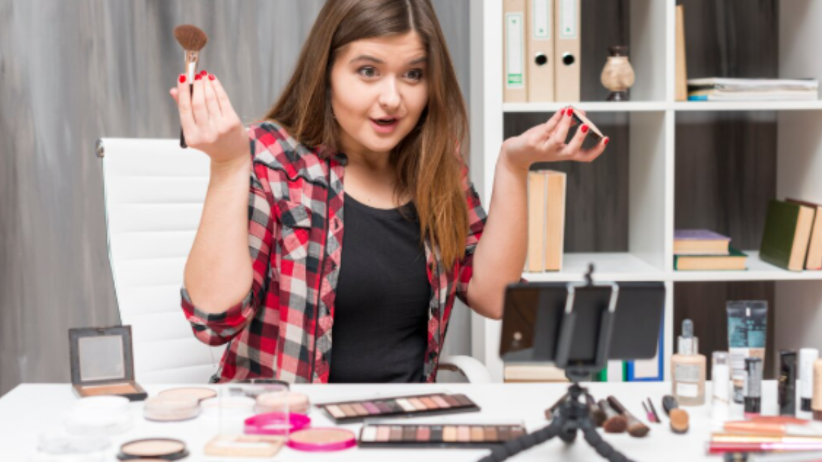 Makeup For A Soft, Natural Newsroom Look: Be Effortlessly Beautiful