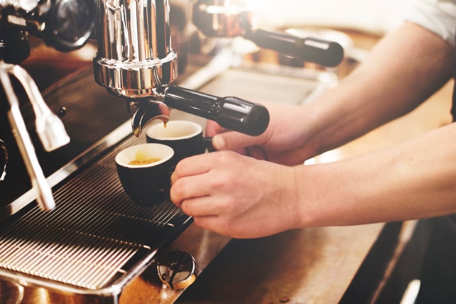 Best Espresso Machine in India (2020) HotDeals360